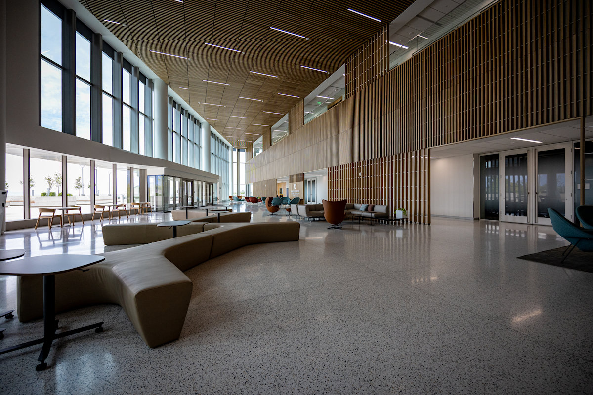 Spencer Fox Eccles School of Medicine building photo 7