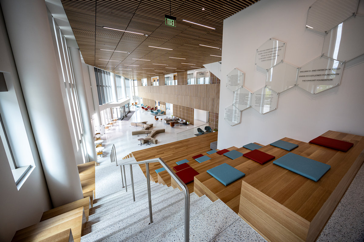 Spencer Fox Eccles School of Medicine building photo 8
